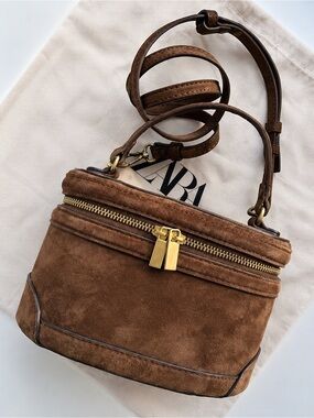 ZARA LEATHER VANITY BAG